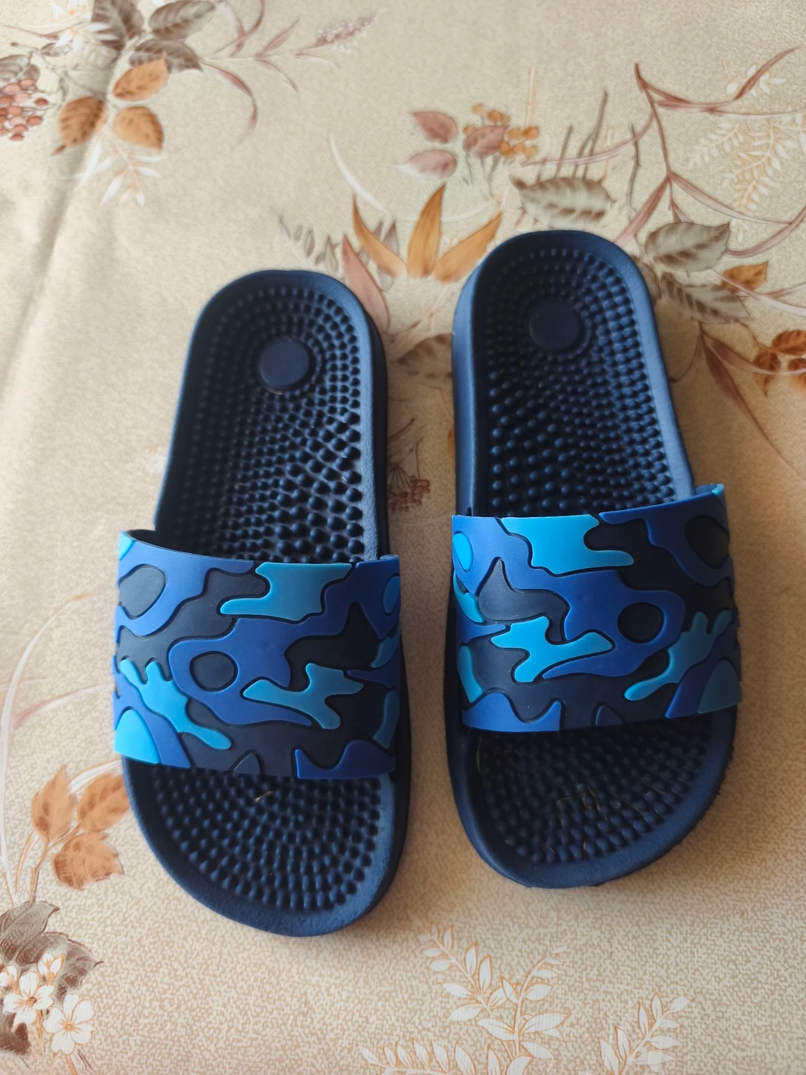 Tong bleu